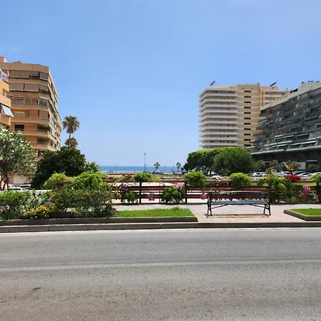 شقة Cerca A La Playa فوينخيرولا